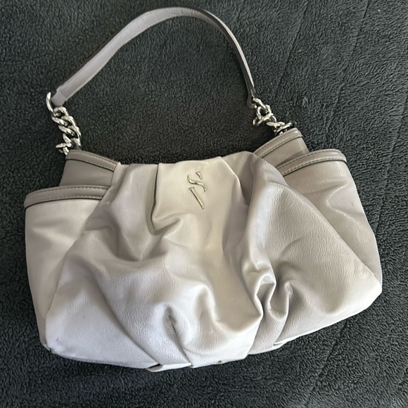 Simply Vera Vera Wang Handbags - Simply Vera by Vera Wang gray faux leather purse with chain detail